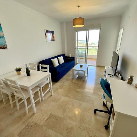 Top Sea View Apartment - 7 Minutes To Sotogrande Castillo de Sabinillas Buitenkant foto